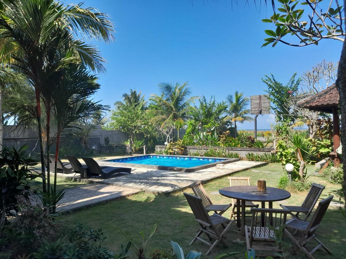 Khalisha Villa Airsatang Exterior photo