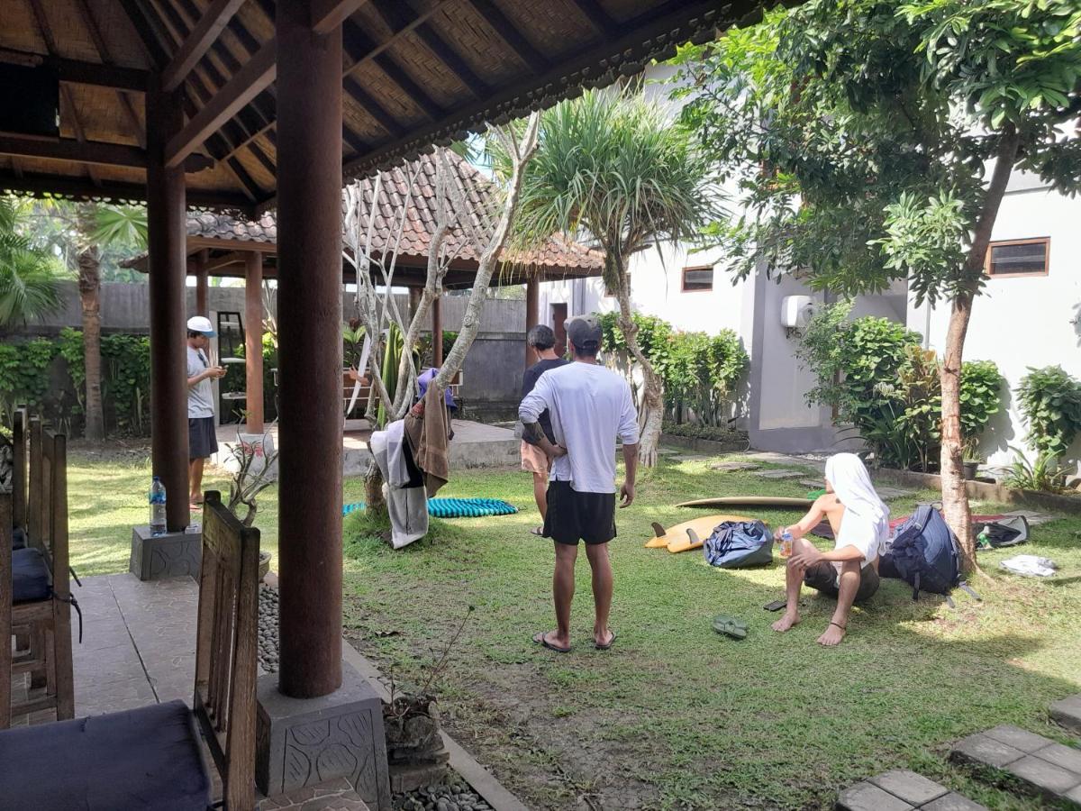 Khalisha Villa Airsatang Exterior photo
