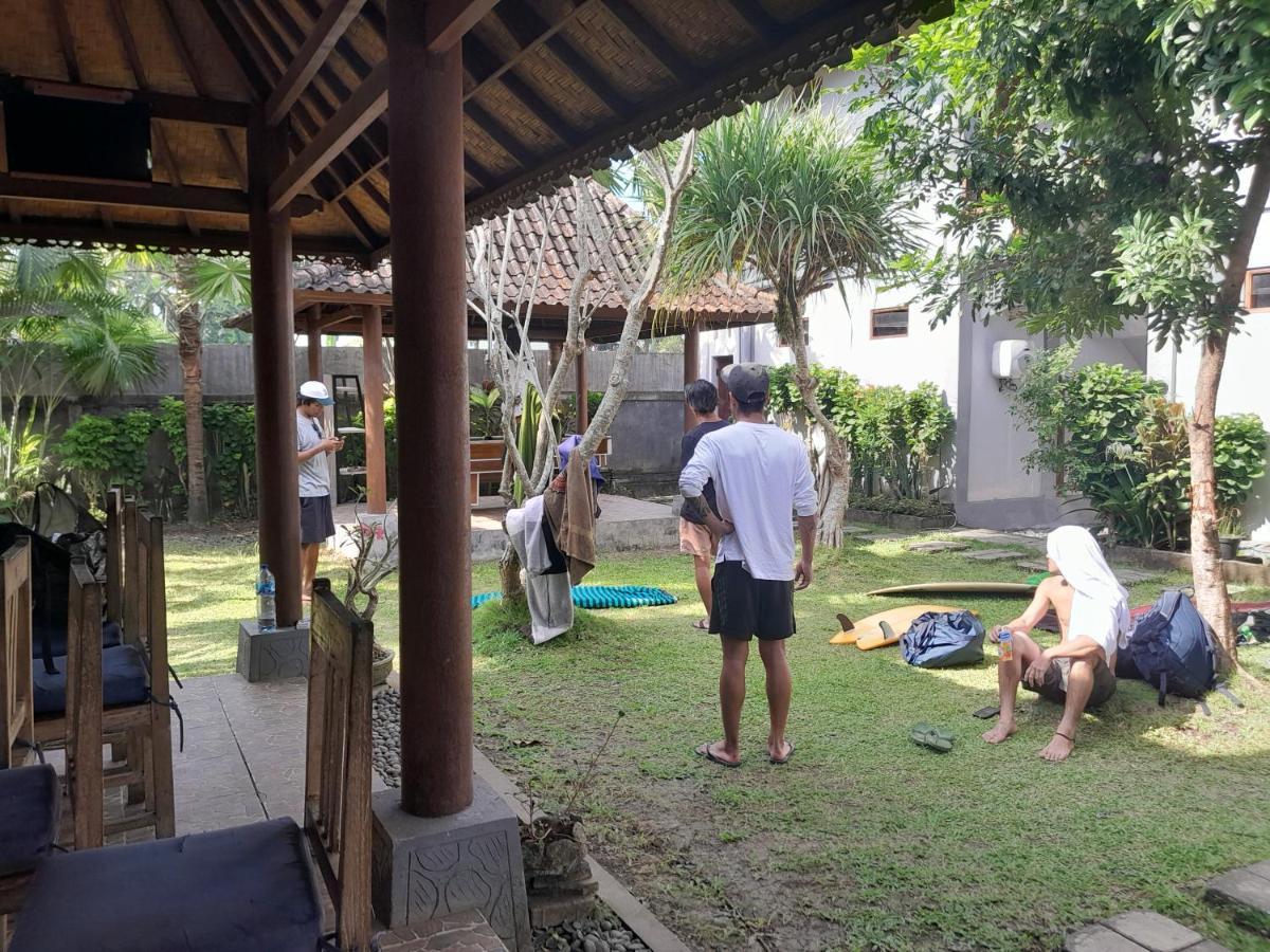 Khalisha Villa Airsatang Exterior photo