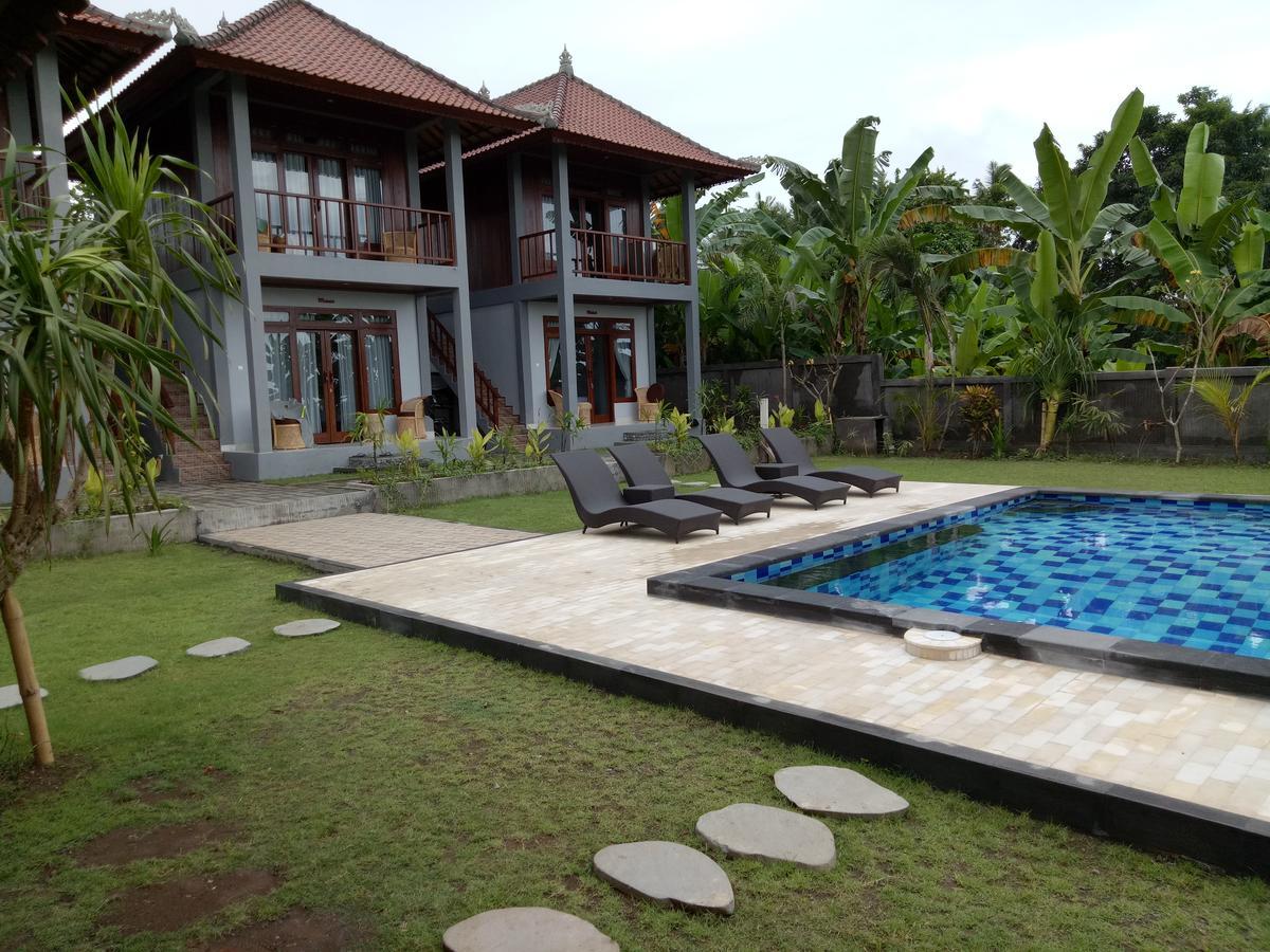 Khalisha Villa Airsatang Exterior photo
